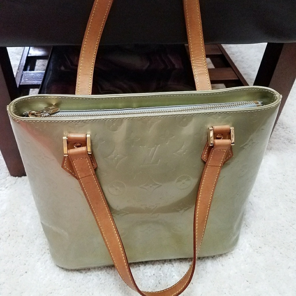 Authentic Louis Vuitton Houston Vernis Mint Green